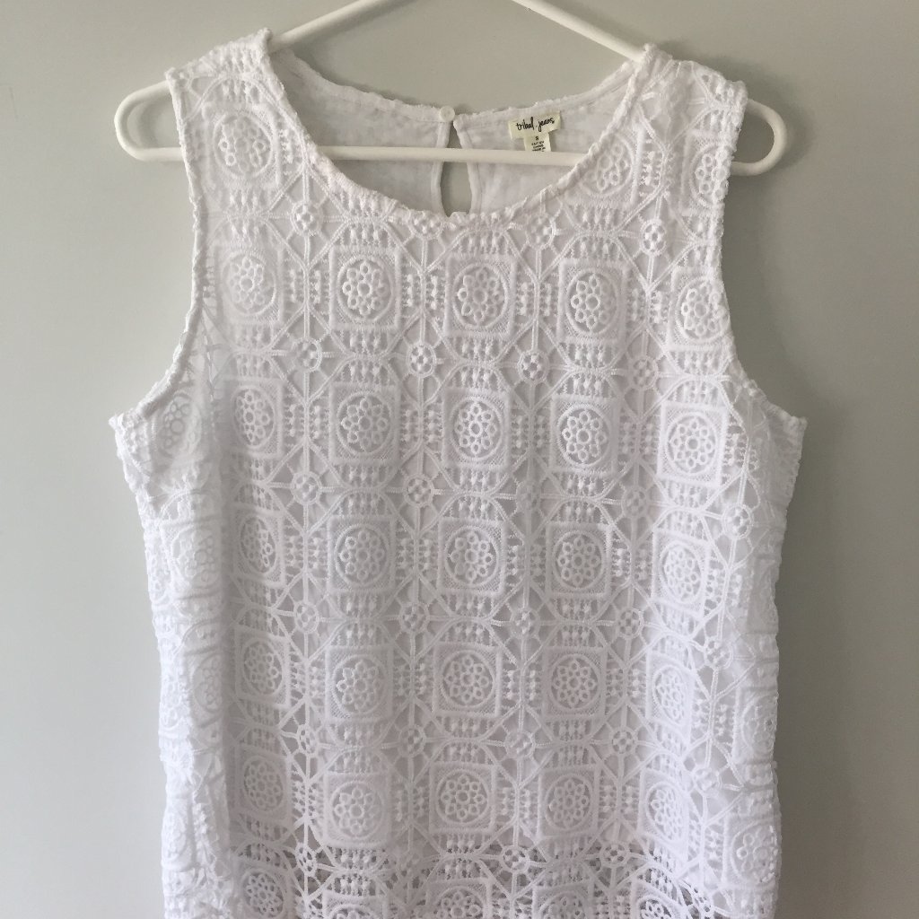 New Tribal White Lace Sleeveless Top - Small